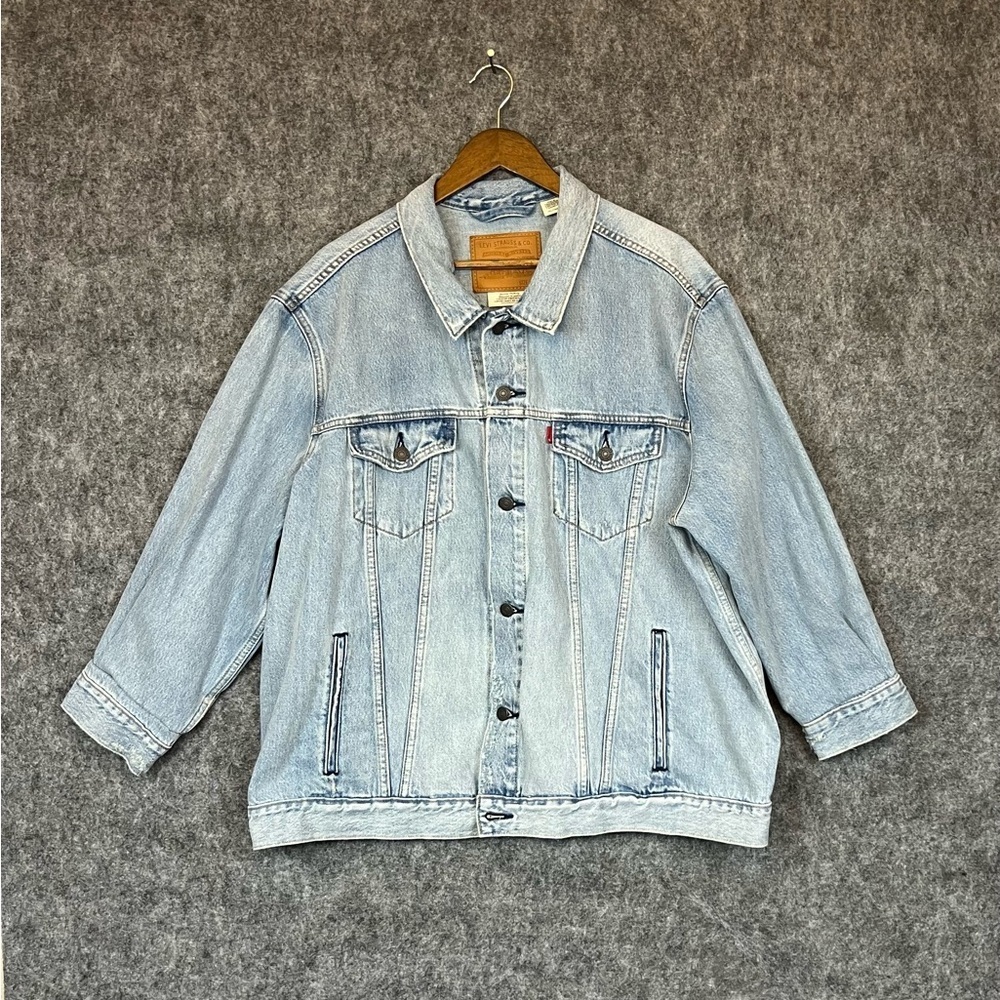 Levi's Strauss And Co Light Blue Denim Jacket Leather Patch Women’s Size XXL